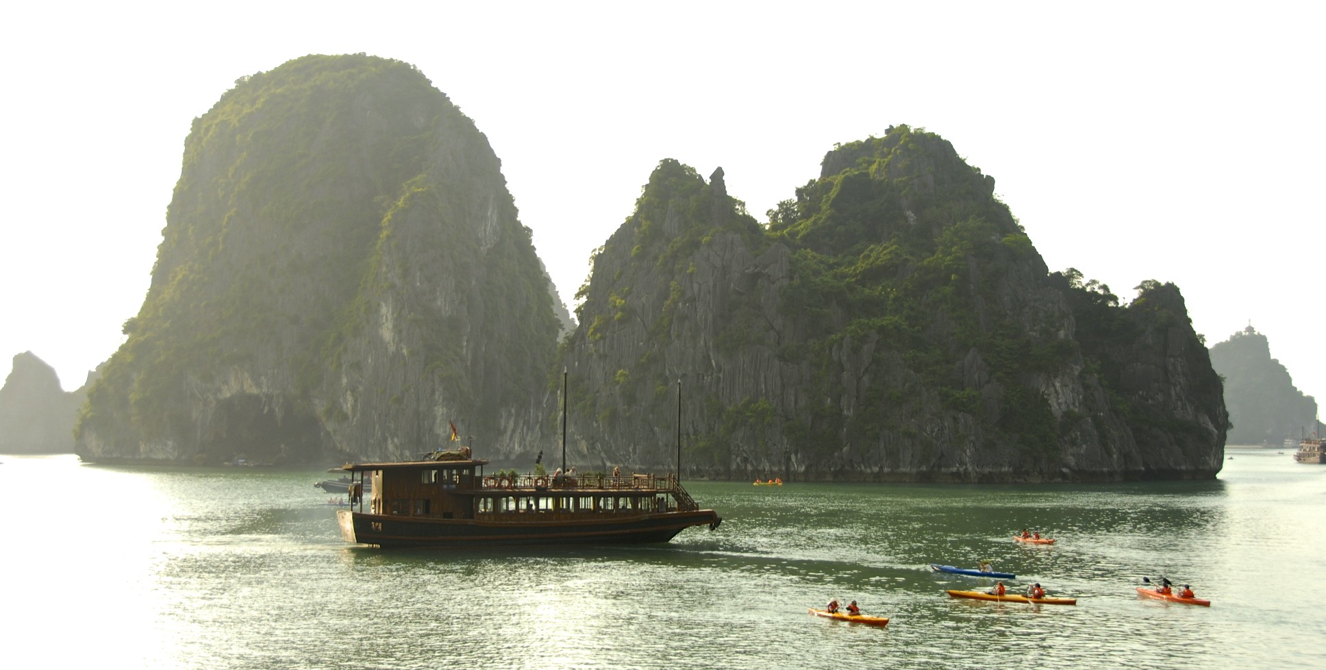 La Baie d’Halong - vietnam, asie, a-faire La Baie d’Halong - vietnam, asie, a-faire