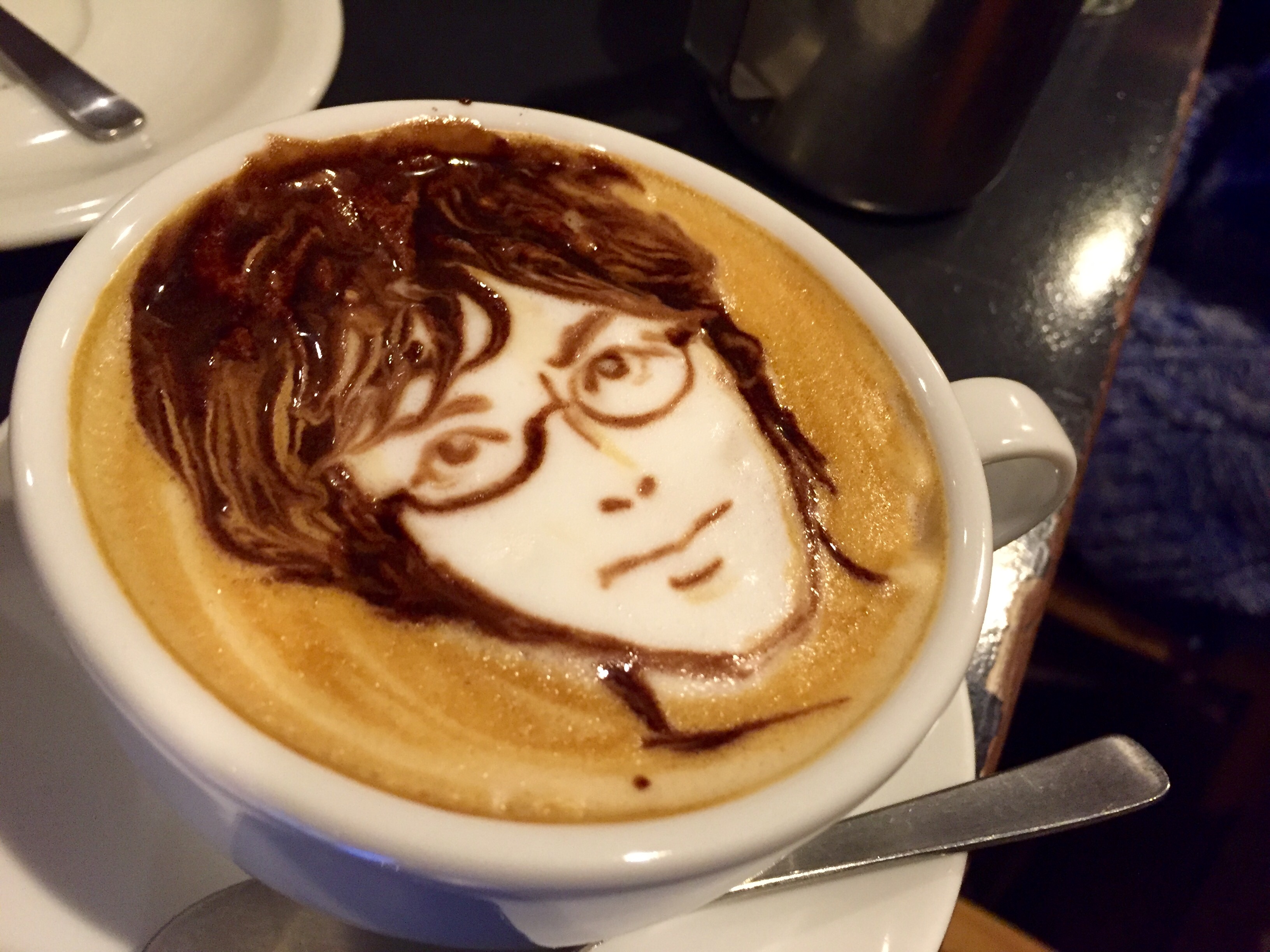 À Tokyo, un barista trop intense - japon, cafes, asie À Tokyo, un barista trop intense - japon, cafes, asie