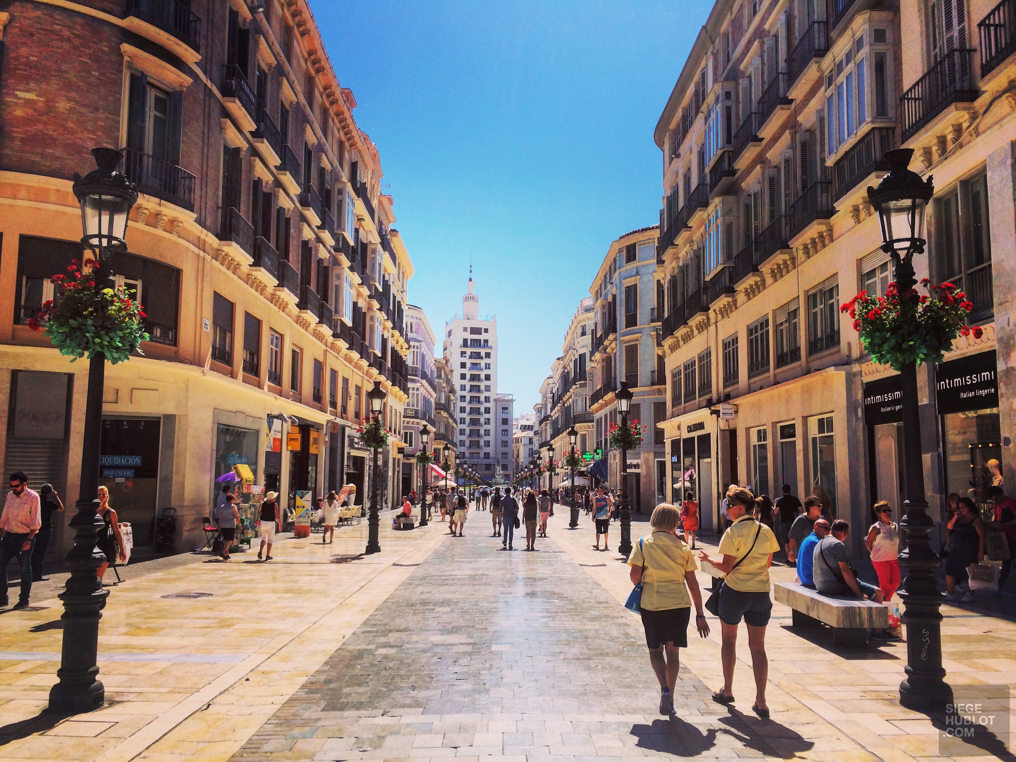 Merveilleuse Malaga - videos, hotels, europe, espagne, entete-de-categorie, cafes-restos, cafes, a-faire Merveilleuse Malaga - videos, hotels, europe, espagne, entete-de-categorie, cafes-restos, cafes, a-faire