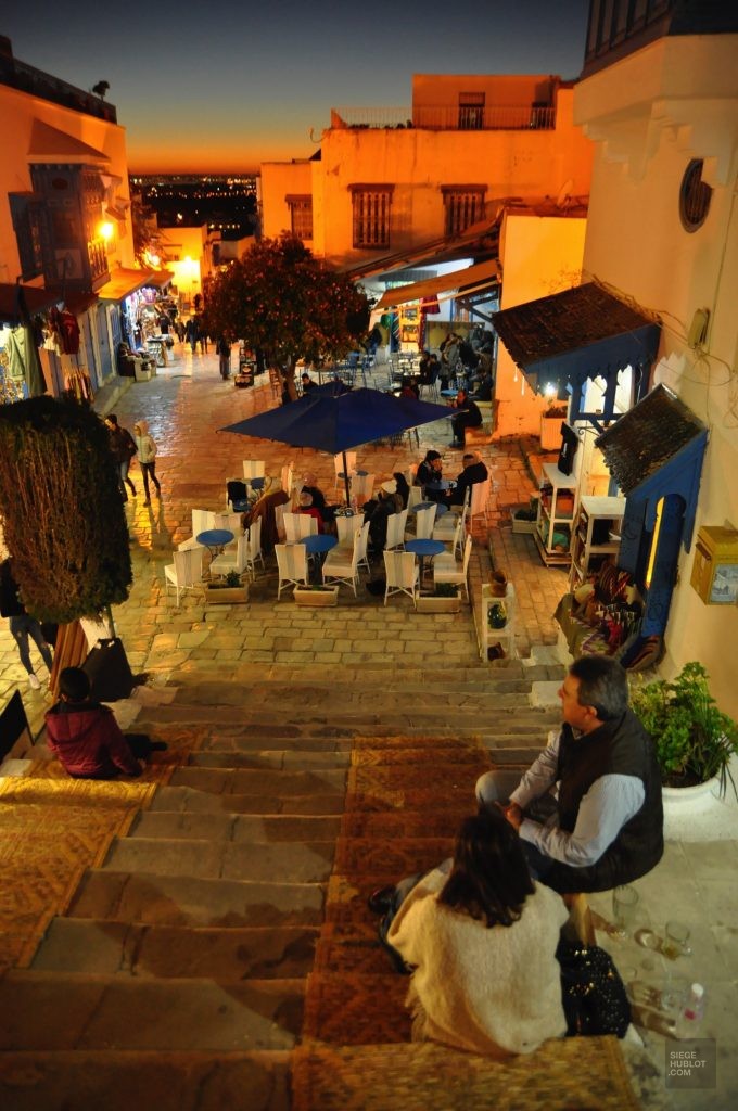 escalier rue sidi bou said - Le Café des Nattes escalier rue sidi bou said - Le Café des Nattes - Tunisie, de la mer au désert - Afrique, Tunisie