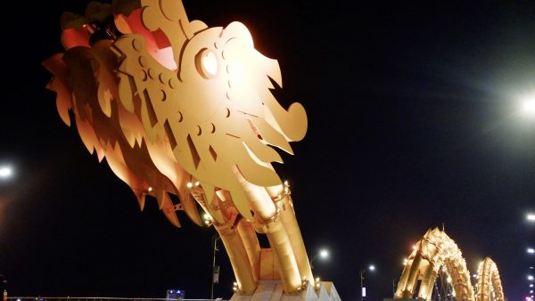 Le pont dragon - 12 Restos Coups de Coeur à DaNang - Destination, Asie, Vietnam, Restos